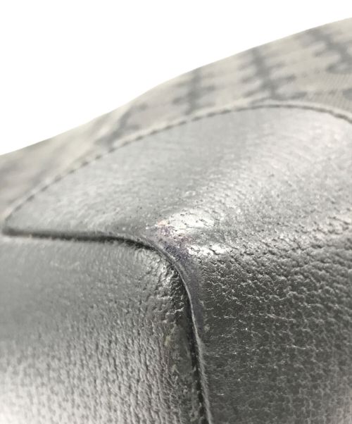 GUCCI（グッチ）GUCCI (グッチ) GGキャンバスショルダーバッグ　114273 ブラックの古着・服飾アイテム
