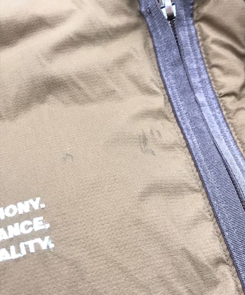 NANGA（ナンガ）NANGA (ナンガ) Denham (デンハム) NGDH MOUNTAIN LINER　01221120021 ベージュ サイズ:Lの古着・服飾アイテム