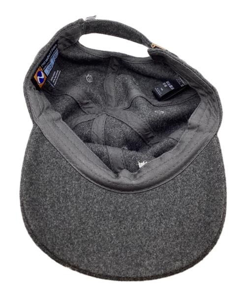 DEUXIEME CLASSE（ドゥーズィエム クラス）Deuxieme Classe (ドゥーズィエム クラス) BTN Logo キャップ / EVERYDAY I LIKE. × SKIN / 23-090-500-8040-3-0 グレーの古着・服飾アイテム