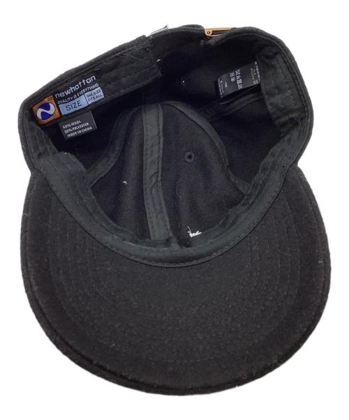 DEUXIEME CLASSE（ドゥーズィエム クラス）Deuxieme Classe (ドゥーズィエム クラス) BTN Logo キャップ / EVERYDAY I LIKE. × SKIN  / 23-090-500-8040-3-0 ブラックの古着・服飾アイテム