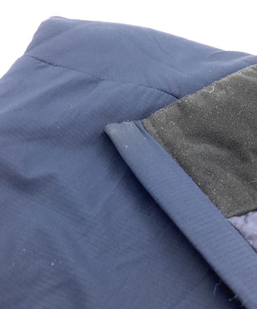 ARC'TERYX（アークテリクス）ARC'TERYX (アークテリクス) ATOM LT VEST　24110 ネイビー サイズ:Lの古着・服飾アイテム