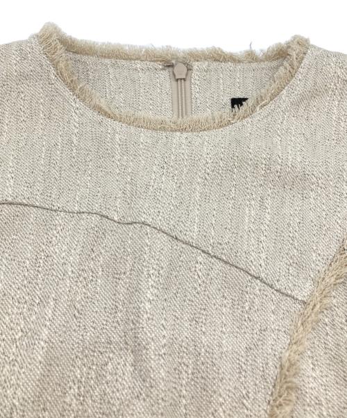 anuans（アニュアンス）anuans (アニュアンス) カーヴィングシームツイードワンピース 1524330262-0 アイボリー サイズ:Sの古着・服飾アイテム