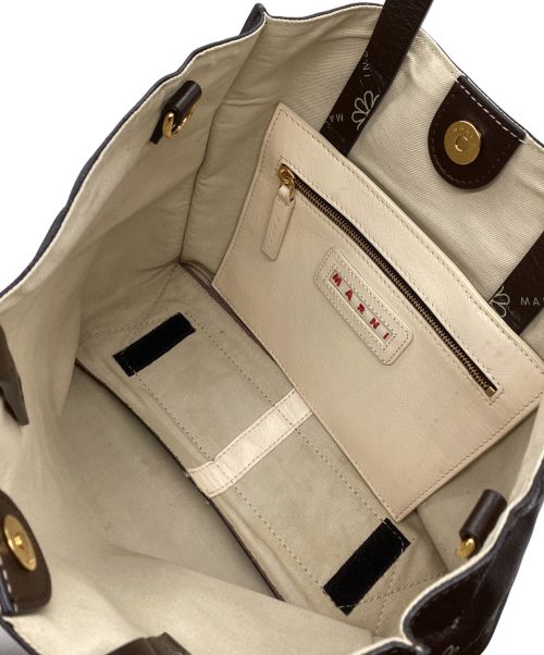 MARNI（マルニ）MARNI (マルニ) ロゴプリント2WAYバッグ SHMP0069U1 ブラウンの古着・服飾アイテム