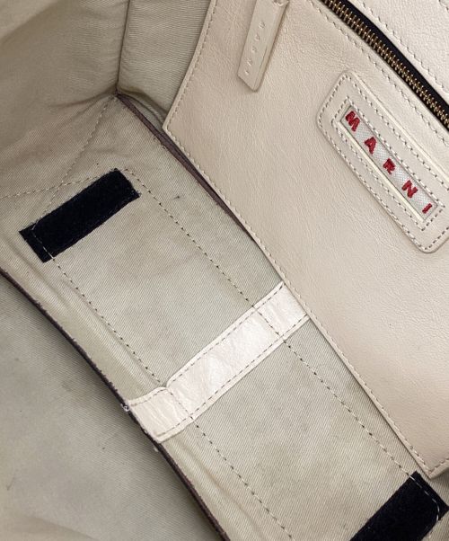 MARNI（マルニ）MARNI (マルニ) ロゴプリント2WAYバッグ SHMP0069U1 ブラウンの古着・服飾アイテム