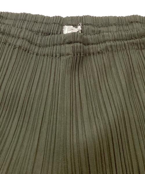 PLEATS PLEASE（プリーツプリーズ）PLEATS PLEASE (プリーツプリーズ) プリーツパンツ PP43-JF609 カーキ サイズ:3の古着・服飾アイテム