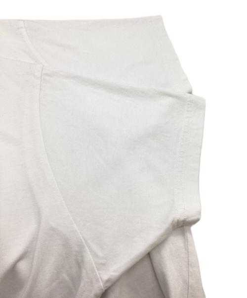 Vivienne Westwood（ヴィヴィアンウエストウッド）Vivienne Westwood (ヴィヴィアンウエストウッド) Vivienne Westwood / ヴィヴィアンウエストウッド / オーブ刺繍Tシャツ / 3G010006-J001M ホワイト サイズ:XLの古着・服飾アイテム