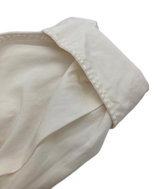 HEUGN（ユーゲン）HEUGN (ユーゲン) バンドカラーシャツ / SHIRT013 ホワイトの古着・服飾アイテム