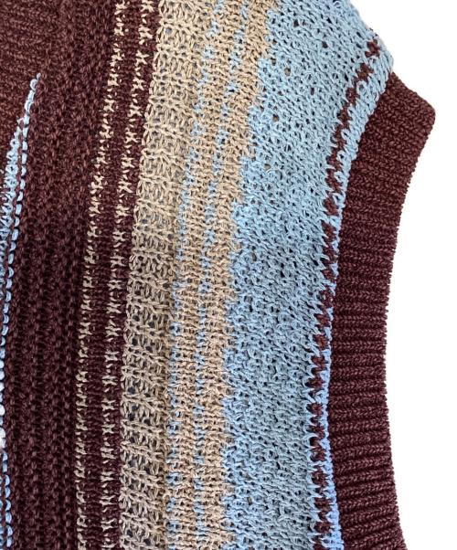6(ROKU) BEAUTY&YOUTH（ロク ビューティーアンドユース）6(ROKU) BEAUTY&YOUTH (ロク ビューティーアンドユース) STRIPED MESH VEST / レーヨン混ニットベスト / 8618-299-0176 / MADE IN JAPAN マルチカラー サイズ:記載なしの古着・服飾アイテム