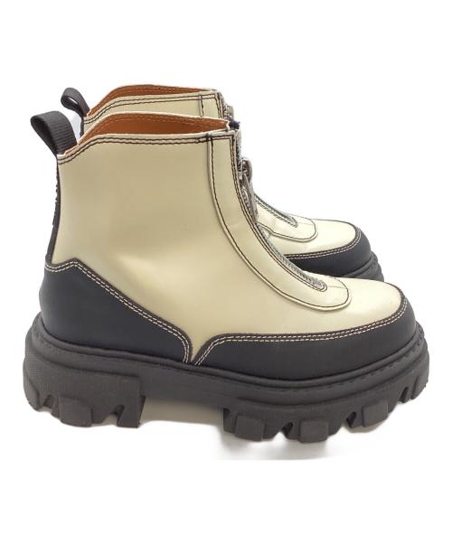 GANNI（ガニー）GANNI (ガニー) フロントジップアンクルブーツ アイボリー サイズ:36の古着・服飾アイテム