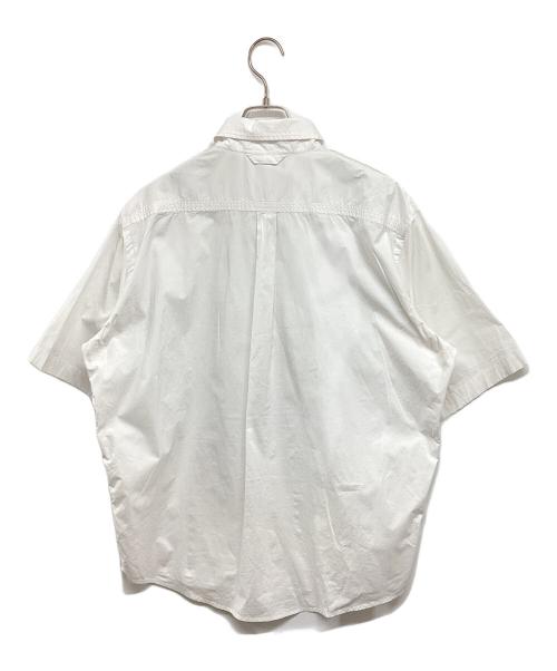 Acne studios（アクネ ストゥディオス）Acne studios (アクネ ストゥディオス) ショートスリーブボタンアップシャツ FN-MN-SHIR00742 ホワイト サイズ:44の古着・服飾アイテム