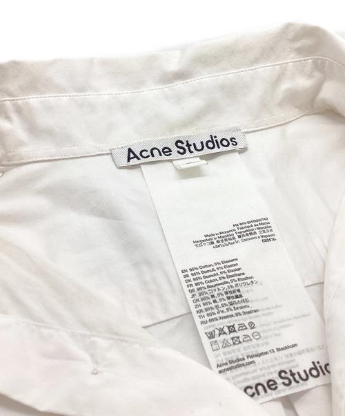 Acne studios（アクネ ストゥディオス）Acne studios (アクネ ストゥディオス) ショートスリーブボタンアップシャツ FN-MN-SHIR00742 ホワイト サイズ:44の古着・服飾アイテム