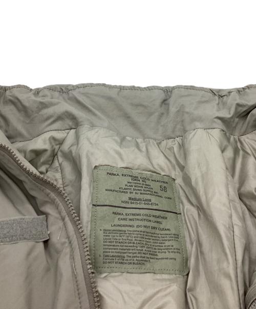 US ARMY（ユーエスアーミー）US ARMY (ユーエスアーミー) ECWCS LEVEL7 GEN3 / 8415-01-545-8724 グレー サイズ:MEDIUM-LONGの古着・服飾アイテム