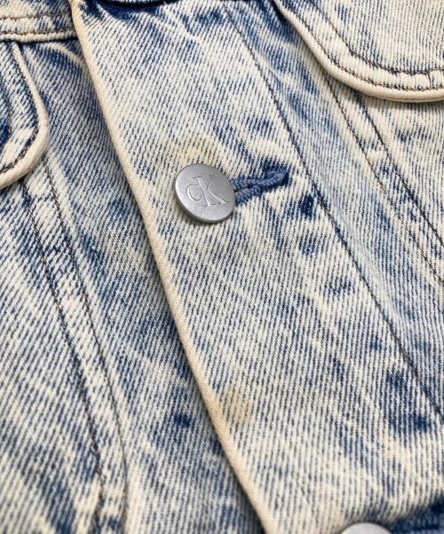 Calvin Klein Jeans（カルバンクラインジーンズ）Calvin Klein Jeans (カルバンクラインジーンズ) ボクシーデニムジャケット J324450 インディゴ サイズ:Mの古着・服飾アイテム