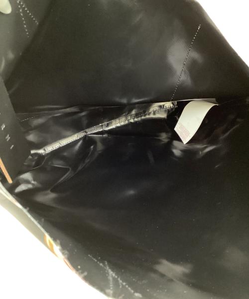 MARNI（マルニ）MARNI (マルニ) FLORAL SHOPPERトートバッグ　SHMP0052A0 ブラックの古着・服飾アイテム