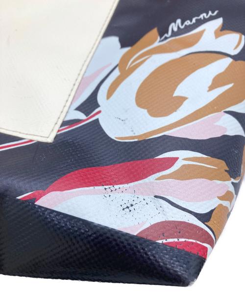 MARNI（マルニ）MARNI (マルニ) FLORAL SHOPPERトートバッグ　SHMP0052A0 ブラックの古着・服飾アイテム