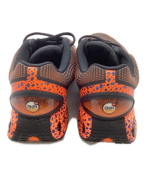 NIKE（ナイキ）NIKE (ナイキ) AIR MAX DN SE PRM HM0811-900 ブラック×オレンジ サイズ:28.5の古着・服飾アイテム