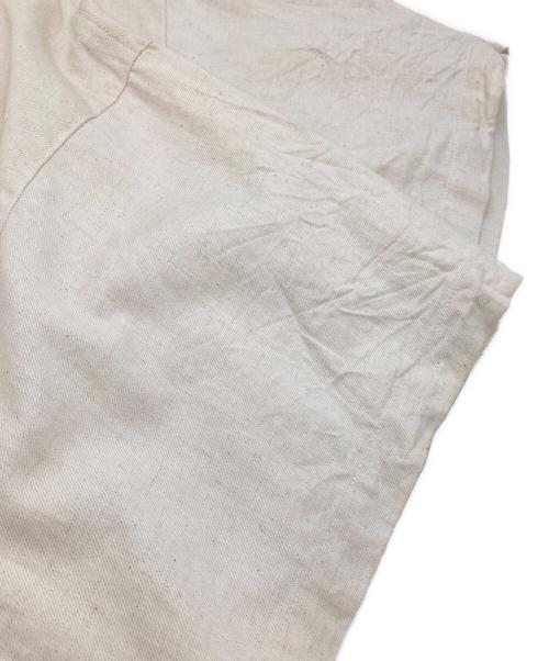 is-ness（イズネス）is-ness (イズネス) SLIT SHORT SLEEVE SHIRT / スリットショートスリーブシャツ / 31SSSH01-1 アイボリー サイズ:Lの古着・服飾アイテム