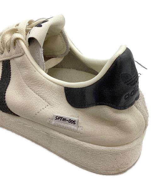 adidas（アディダス）adidas / アディダス / ローカットスニーカー / JQ0958 / Song for the Mute / ソングフォーザミュート / Superstar 82 Cream White Core Blackの古着・服飾アイテム