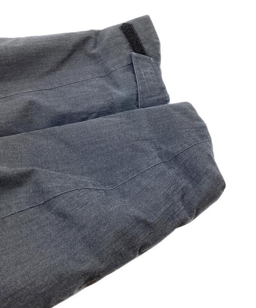 MAMMUT（マムート）MAMMUT (マムート) Seon HS Thermo Hooded Coat / セオンHSサーモフーデッドコート / 1010-26721 グレー サイズ:Mの古着・服飾アイテム