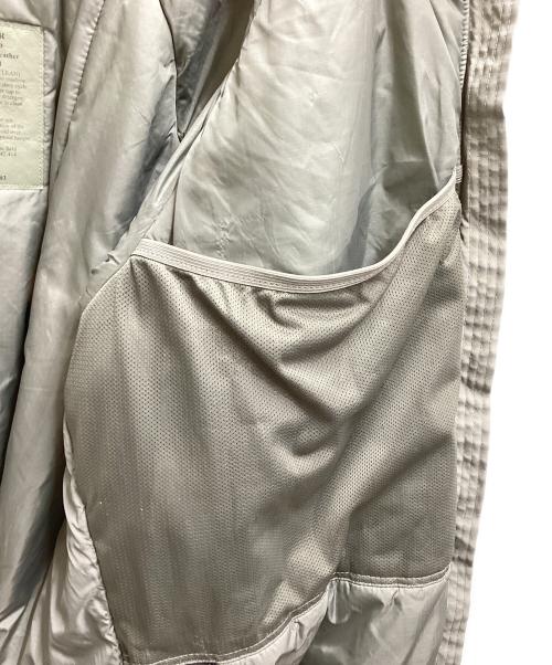 ECWCS（エクワックス）ECWCS (エクワックス) GEN3 LEVEL7 JACKET / 8415-01-538-6300 /  グレー サイズ:Lの古着・服飾アイテム