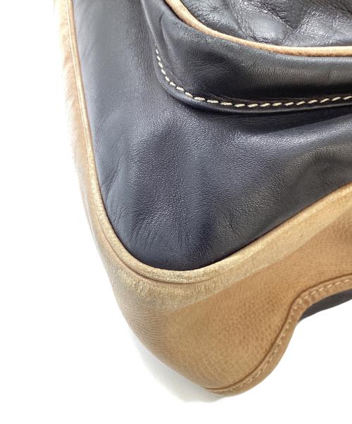 LOEWE（ロエベ）LOEWE (ロエベ) レザーショルダーバッグ ブラックの古着・服飾アイテム