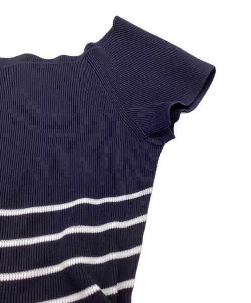 COCODEAL（ココディール）COCODEAL (ココディール) ボーダーオフショルホールニットワンピース　73535021 ネイビー サイズ:2の古着・服飾アイテム