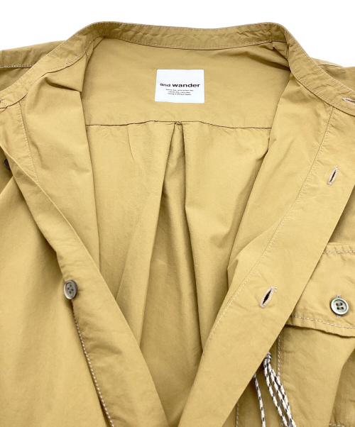 and wander（アンドワンダー）and wander (アンドワンダー) CORDURA typewriter long shirt / コーデュラタイプライターロングシャツ / 574-3283077 ブラウン サイズ:Lの古着・服飾アイテム