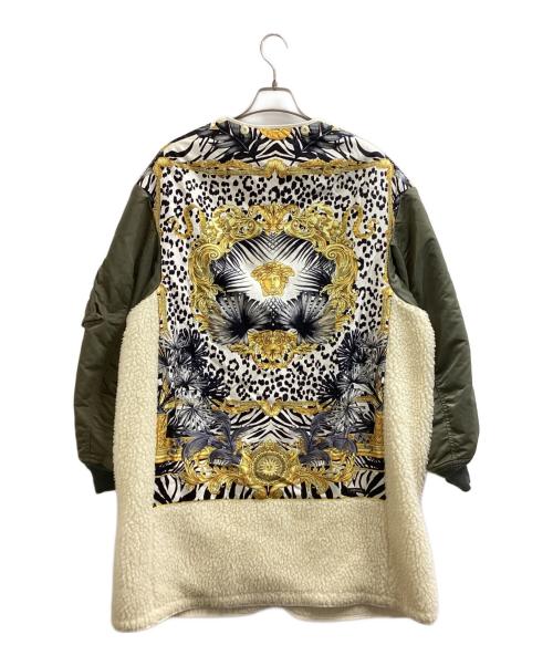 JUNYA WATANABE COMME des GARCONS（(ジュンヤワタナベ コムデギャルソン）JUNYA WATANABE COMME des GARCONS VERSACE (ヴェルサーチェ) Long Bomber Jacket / ロングボンバージャケット / JH-J024 / AD2021 21AW ホワイト サイズ:Sの古着・服飾アイテム
