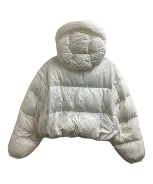 PRADA（プラダ）PRADA (プラダ) Convertible Cropped Down Jacket / コンバーチブル クロップド ダウンジャケット / 291973 S212 ホワイト サイズ:42の古着・服飾アイテム