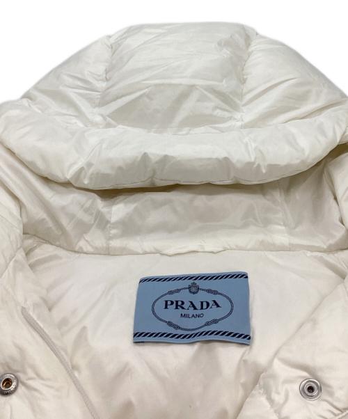 PRADA（プラダ）PRADA (プラダ) Convertible Cropped Down Jacket / コンバーチブル クロップド ダウンジャケット / 291973 S212 ホワイト サイズ:42の古着・服飾アイテム