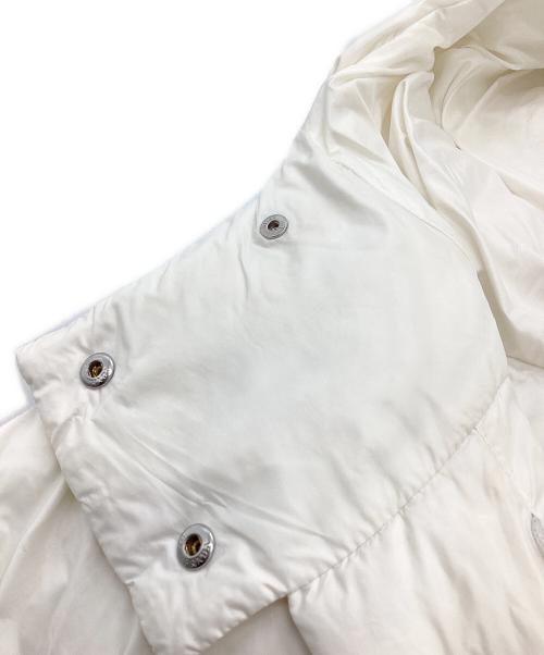 PRADA（プラダ）PRADA (プラダ) Convertible Cropped Down Jacket / コンバーチブル クロップド ダウンジャケット / 291973 S212 ホワイト サイズ:42の古着・服飾アイテム