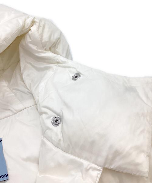 PRADA（プラダ）PRADA (プラダ) Convertible Cropped Down Jacket / コンバーチブル クロップド ダウンジャケット / 291973 S212 ホワイト サイズ:42の古着・服飾アイテム