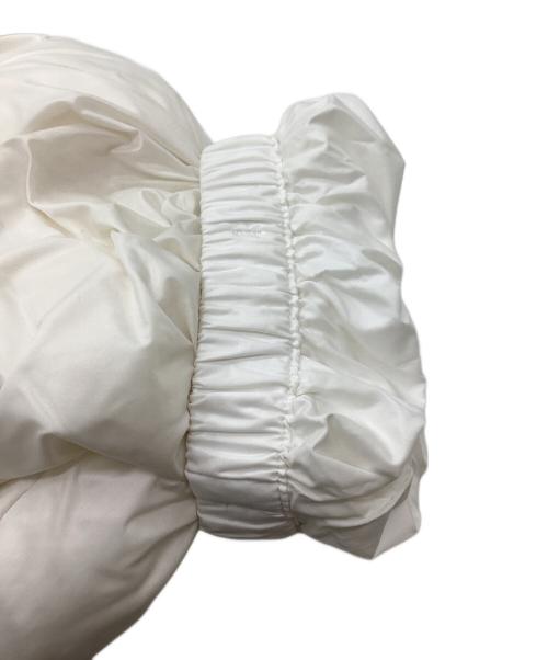 PRADA（プラダ）PRADA (プラダ) Convertible Cropped Down Jacket / コンバーチブル クロップド ダウンジャケット / 291973 S212 ホワイト サイズ:42の古着・服飾アイテム