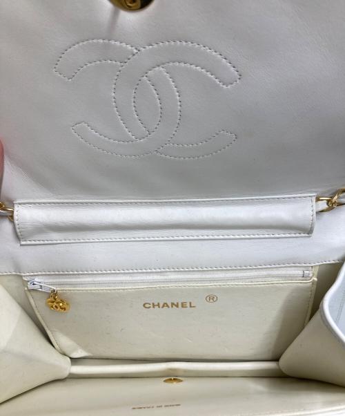 CHANEL（シャネル）CHANEL (シャネル) ショルダーバッグ マトラッセ MATELASSE 0171216 ホワイトの古着・服飾アイテム