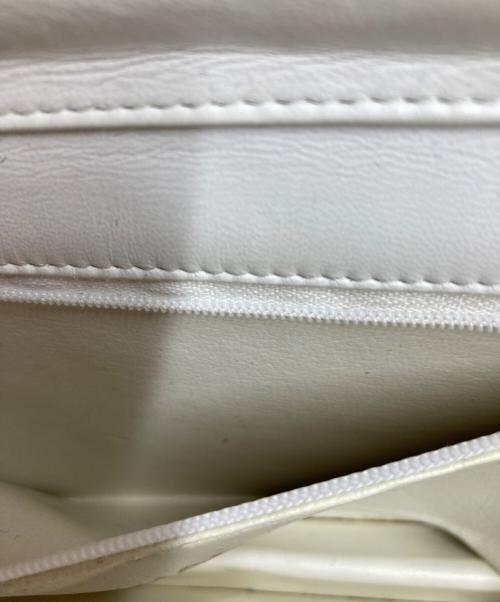 CHANEL（シャネル）CHANEL (シャネル) ショルダーバッグ マトラッセ MATELASSE 0171216 ホワイトの古着・服飾アイテム