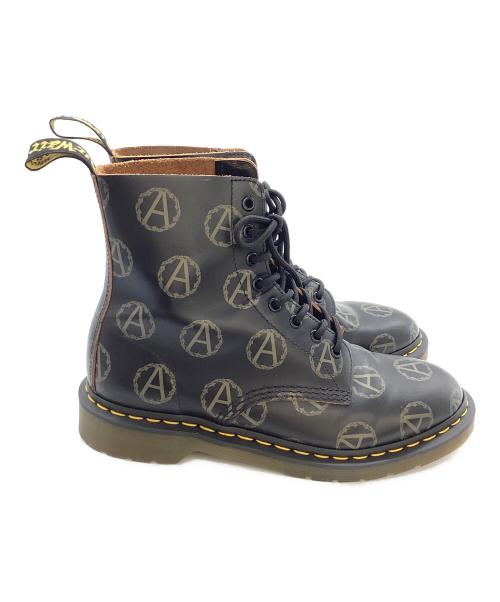 Dr.Martens（ドクターマーチン）Dr.Martens (ドクターマーチン) Supreme (シュプリーム) UNDERCOVER (アンダーカバー) 8ホールブーツ ブラック サイズ:US9の古着・服飾アイテム