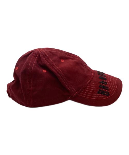 BALENCIAGA（バレンシアガ）BALENCIAGA (バレンシアガ) タトゥーロゴキャップ / TATTO LOGO CAP レッドの古着・服飾アイテム