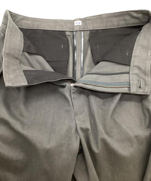 Ets MATERIAUX（マテリオ）Ets MATERIAUX (マテリオ) ハイ ツイスト チノ パンツ / 21-030-300-2607-1-0 グレー サイズ:2の古着・服飾アイテム