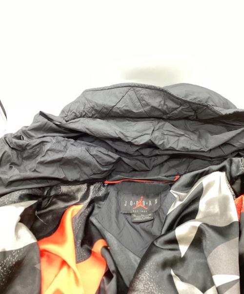 NIKE（ナイキ）NIKE PSG Paris Saint Germain MJ PSG Jordan Down Parka Black / パリサンジェルマン エムジェー ピーエスジー ジョーダン ダウンパーカー ブラック / BQ8371-010 /の古着・服飾アイテム