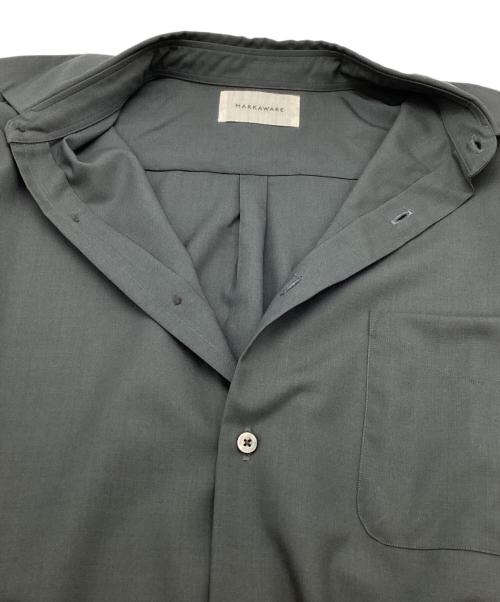 MARKAWARE（マーカウェア）MARKAWARE ORGANIC WOOL 2/80 TROPICAL COMFORT FIT SHIRT / オーガニックウール2/80トロピカルコンフォートフィットシャツ / A24A-14SH01C グレー サイズ:2の古着・服飾アイテム