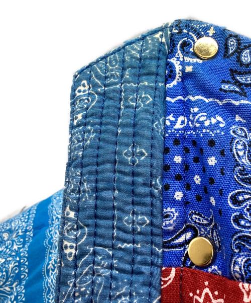 MINDSEEKER（マインドシーカー）MINDSEEKER (マインドシーカー) HAWK バンダナ柄パッチワークダウンジャケット / 日本製 ブルー×レッド サイズ:Lの古着・服飾アイテム