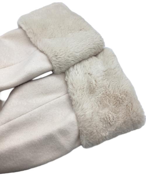 Snidel（スナイデル）Snidel (スナイデル) ビジューブローチAラインコート ホワイトの古着・服飾アイテム