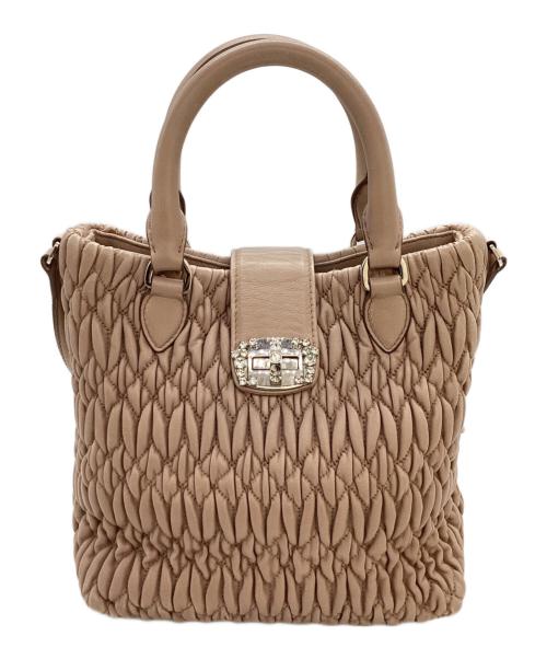 MIU MIU（ミュウミュウ）MIU MIU (ミュウミュウ) 2WAYバッグ ナッパクリスタル マテラッセ 5BE001 ベージュの古着・服飾アイテム