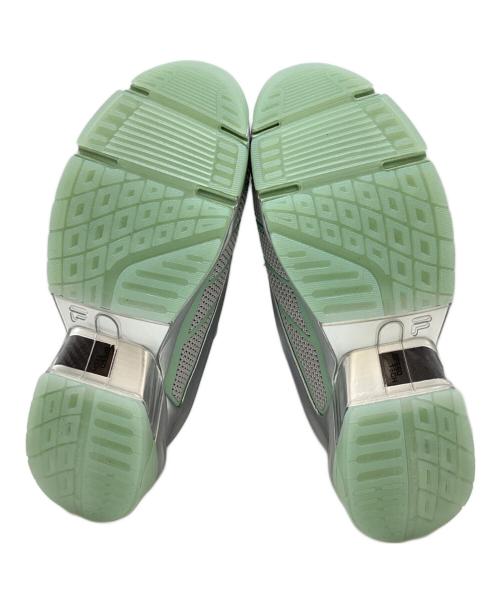 FILA（フィラ）FILA (フィラ) スニーカー　Rena コラボレーションモデル　USS25036-250 シルバー サイズ:25.5cmの古着・服飾アイテム