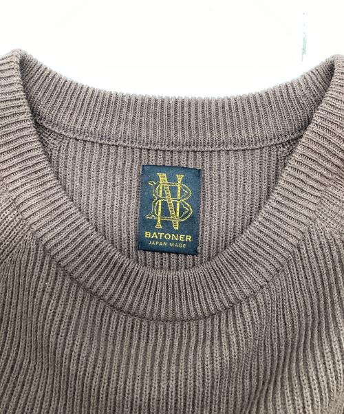 BATONER（バトナ―）BATONER (バトナ―) HARD TWIST WOOL CREW NECK KNIT / MADE IN JAPAN / BN-20FL-013 ブラウン サイズ:2の古着・服飾アイテム