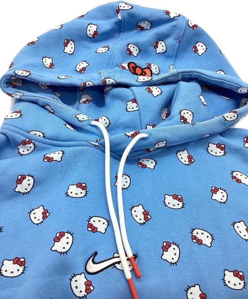 NIKE（ナイキ）NIKE (ナイキ) SANRIO HELLO KITTY NIKE AS U NRG HK FLC HOODIE UNIVERSITY/DR5516-412 スカイブルー サイズ:XXL-Lの古着・服飾アイテム