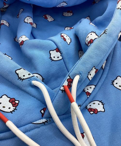 NIKE（ナイキ）NIKE (ナイキ) SANRIO HELLO KITTY NIKE AS U NRG HK FLC HOODIE UNIVERSITY/DR5516-412 スカイブルー サイズ:XXL-Lの古着・服飾アイテム