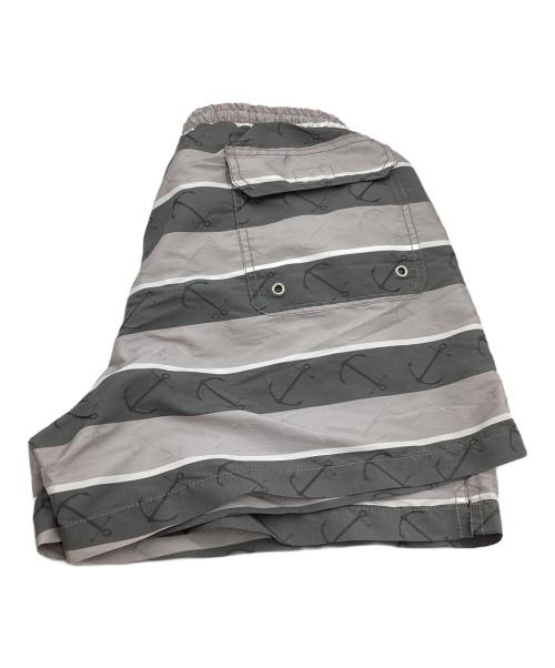 THOM BROWNE. NEW YORK（トムブラウン ニューヨーク）THOM BROWNE. NEW YORK (トムブラウンニューヨーク) ショートパンツ / MTU172AW8314 グレー サイズ:1の古着・服飾アイテム