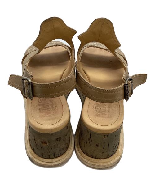 MM6 Maison Margiela（エムエムシックスメゾンマルジェラ）MM6 Maison Margiela (エムエムシックスメゾンマルジェラ) サンダル ベージュ サイズ:37の古着・服飾アイテム