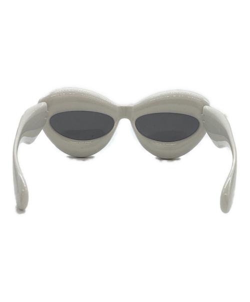 LOEWE（ロエベ）LOEWE (ロエベ) キャットアイフレーム サングラス　LW40097I ホワイト サイズ:SIZE 55□16 145の古着・服飾アイテム